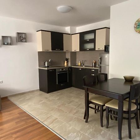 Apartments Dione Pomorie Luaran gambar
