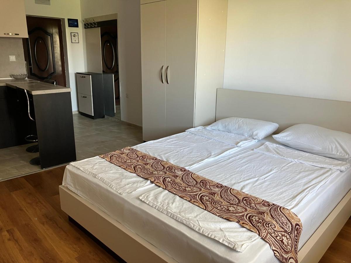 Apartments Dione Pomorie Luaran gambar