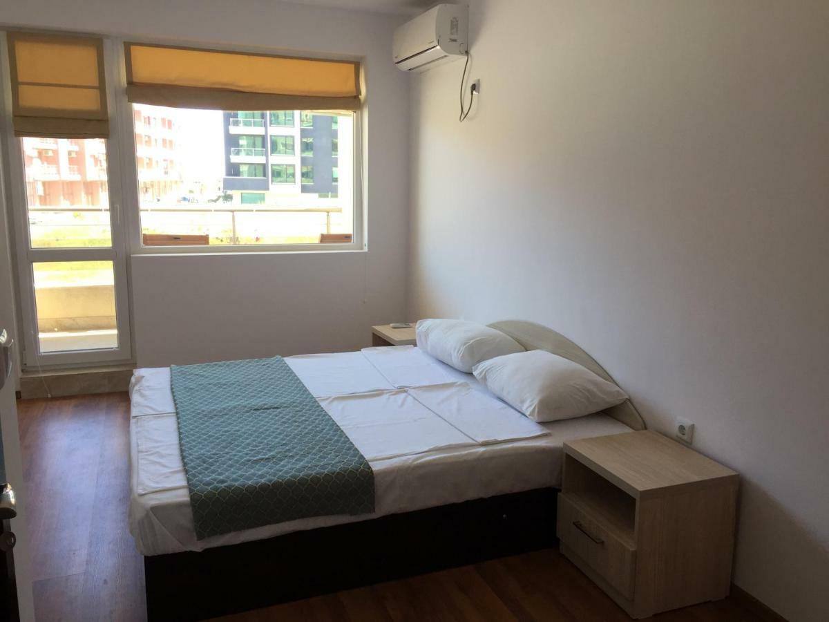 Apartments Dione Pomorie Luaran gambar
