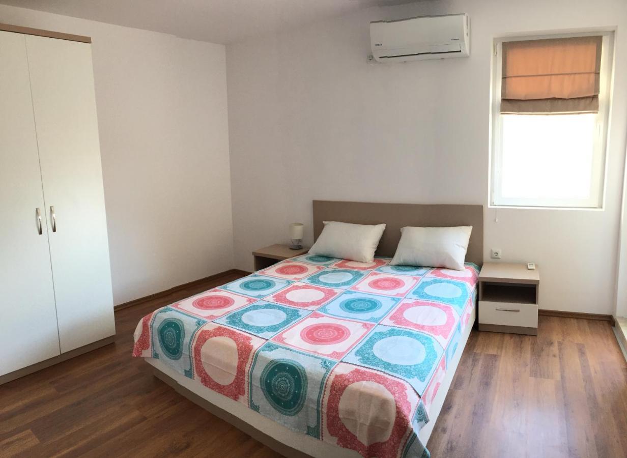Apartments Dione Pomorie Luaran gambar